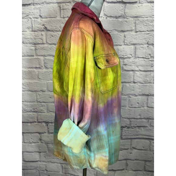 Reworked/upcycled flannel shirt - Picture 2 of 7